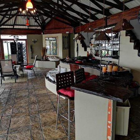 Amazian Mountain River Lodge Underberg Kültér fotó